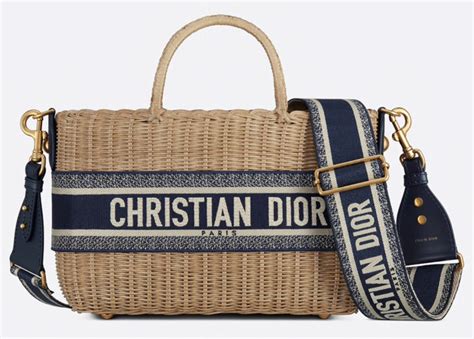 bolsa cesta dior wicker|Los bolsos más deseados del momento .